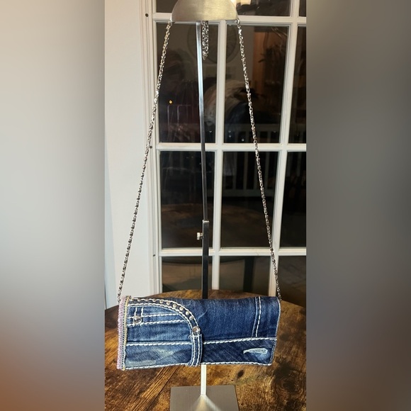 Retro Remix | women’s embellished blue denim purse - Picture 11 of 14